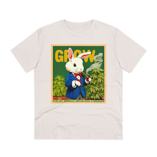 Ein süßes weißes Kanninchen, welches sein eigenes Gras anbaut und eine Pfeife raucht. Alice im Wunderland lässt grüßen. Funny pot growing bunny. stay high!
100% Bio-Baumwolle, fair gehandelt, pot-positive.